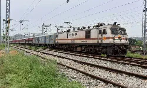 IPS officer wife, Odisha woman, suicide, Crime news