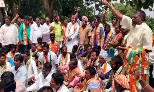 కేసీఆర్ వద్దు.. షబ్బీర్ అలీ ముద్దు
