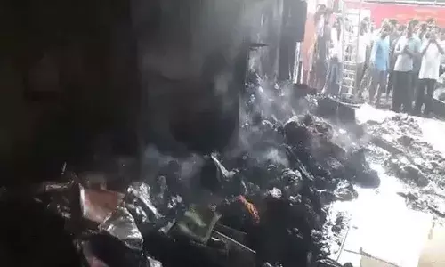 Srikakulam, shopping mall, Fire, pathapatnam