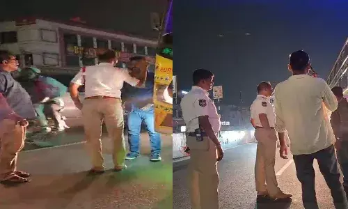 Traffic CI, hitting, Private Bus Drivers, Hyderabad,