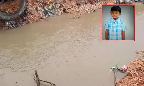 Hyderabad, Flood, boy lost, nala,