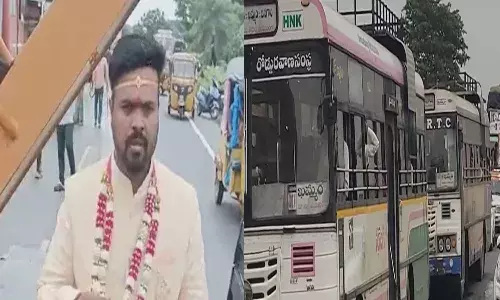 Groom stuck, traffic, warangal,