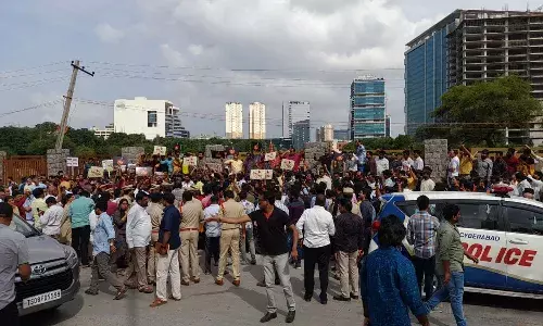 IT employees, Chandrababu,Wipro circle, Hyderabad