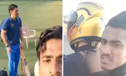 MS dhoni, Viral Video, Bike lift, Young cricketer,