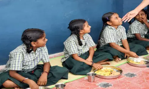 Telangana Govt, Breakfast,  Schools, CM KCR, Dussehra,