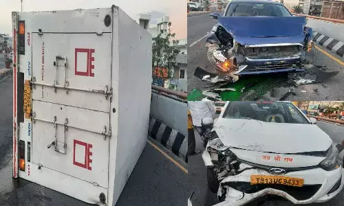 Accident, PVNR Expressway, Rajendranagar, Traffic jam,