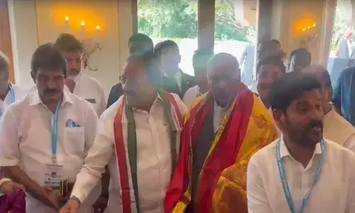 కాంగ్రెస్ లో చేరిన తుమ్మల నాగేశ్వర రావు