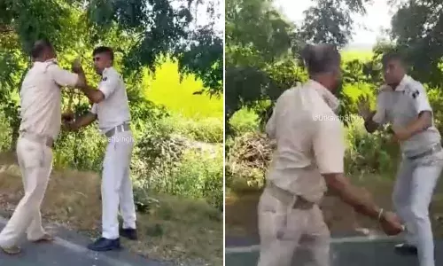 Police, Fight, bribe,  Bihar, viral video,