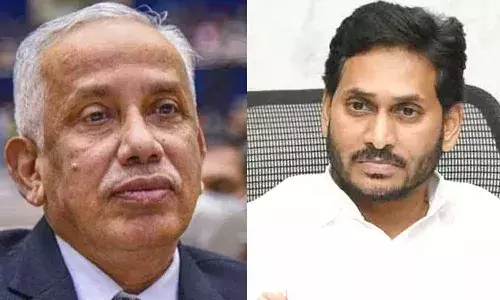 గవర్నర్ను పరామర్శించిన సీఎం జగన్
