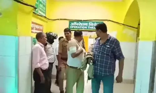 Uttar pradesh, accused,  attacking woman cop, encounter,