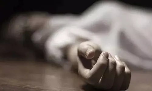 Woman, Death, Hyderabad, rain,  nala,