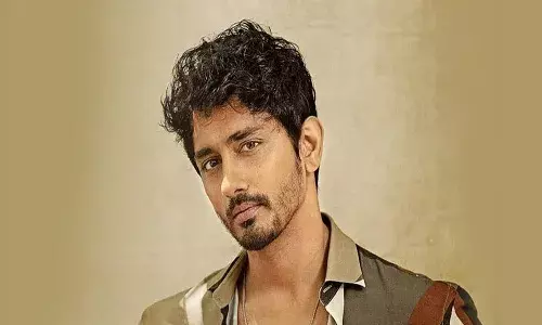 Hero Siddharth, insulted, bangalore, press meet, viral video,