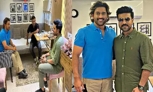 Ram charan, MS Dhoni,  photo, viral, Social media,