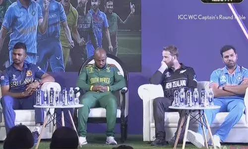 South africa,  Captain, Sleeping, photo viral, pre world cup event,