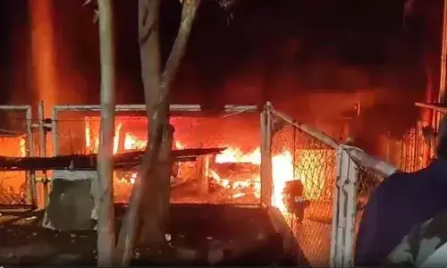 fire, Mumbai, Goregaon