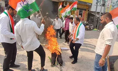 ప్రధాని నరేంద్ర మోదీ దిష్టిబొమ్మ దగ్ధం