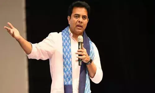 Minister KTR, Tweet,  congress, bangalore, money seized,