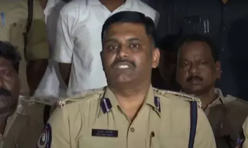 మొదటి నుండి చంద్రబాబును అలాగే ట్రీట్ చేస్తున్నాం : జైళ్ల శాఖ డీఐజీ