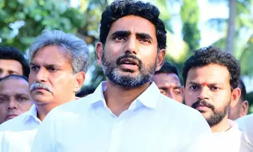 న్యాయానికి సంకెళ్లు అంటున్న నారా లోకేష్