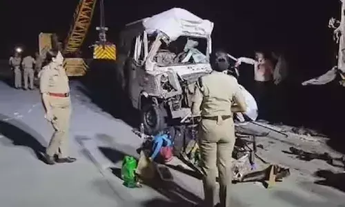 Mumbai Nagpur expressway, accident, Vaijapur, India