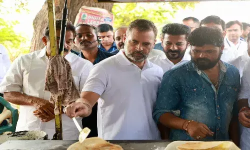 Rahul gandhi, make dosa, telangana, nukapalli, viral video,
