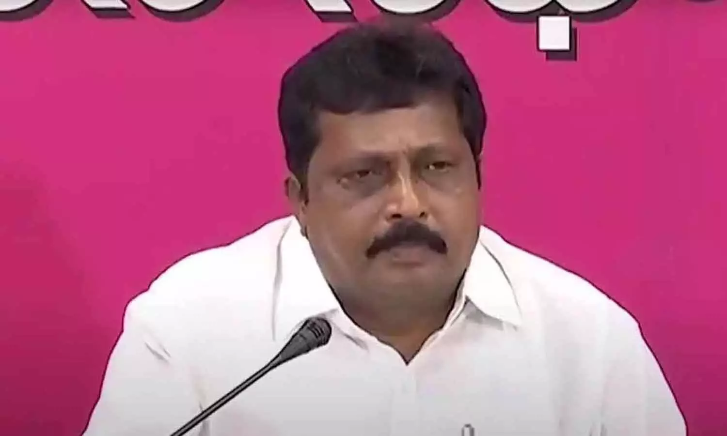 కాంగ్రెస్ బస్సు యాత్ర ఎందుకూ పనికి రాదు : బీఆర్ఎస్ ఎంపీ కాంగ్రెస్ బస్సు యాత్ర ఎందుకూ పనికి రాదు : బీఆర్ఎస్ ఎంపీ