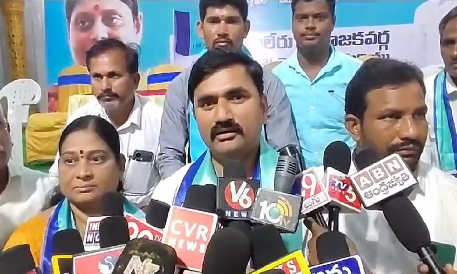 పాలేరులో ఎగిరేది వైఎస్సార్టీపీ జెండానే..!
