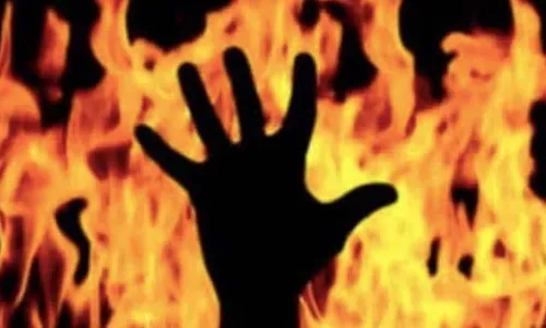 Bengaluru, couple, fire, Crime news