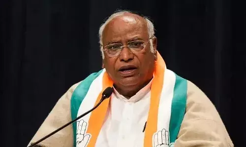 Bharat Rashtra Samithi, Mallikarjun Kharge, KCR, Telangana