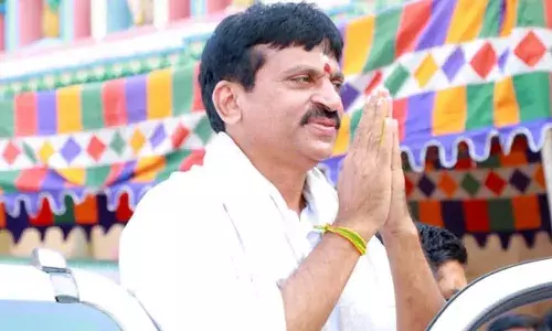IT raids, Congress leader, Ponguleti Srinivasa Reddy, Telangana