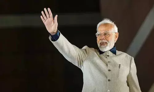 లాస్ట్ లో మోదీ మేనియా ఉండబోతోంది..!