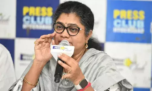 కాంగ్రెస్‌కు పాల్వాయి స్రవంతి రాజీనామా