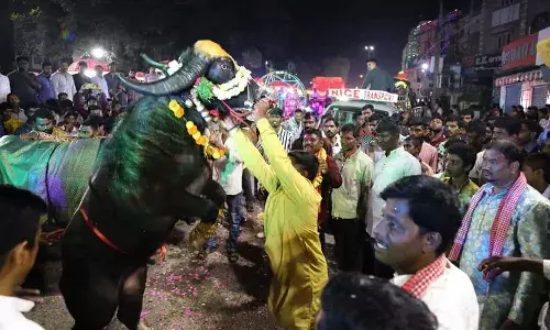 Hyderabad, traffic restrictions, Sadar festival