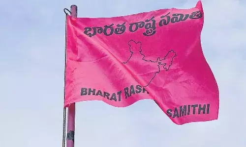బీఆర్ఎస్ పార్టీకి షాక్ ఇచ్చిన ఎన్నికల సంఘం