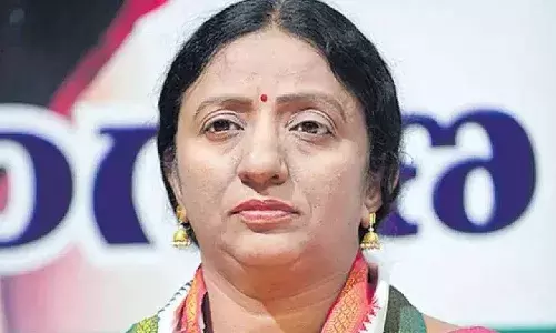 భట్టిపై అభ్యర్ధిని పెట్టడానికి కేసీఆర్ మూడు నిద్రలేని రాత్రులు గడిపారు : కల్వకుంట్ల రమ్య రావు