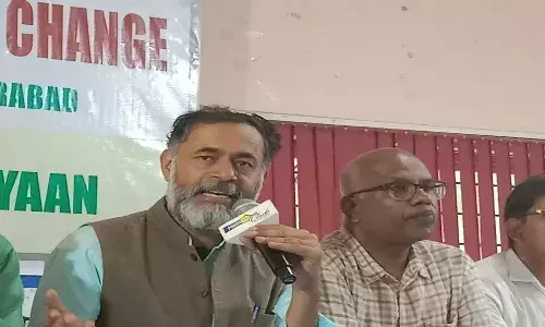 yogendra yadav,   telangana,  win, congress,