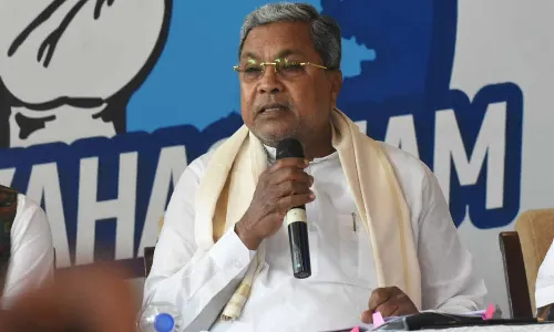 కేసీఆర్ ప్రచారంలో వాస్తవం లేదు.. 165 హామీల్లో 158 ఇప్పటికే అమలు చేస్తున్నాం : కర్ణాటక సీఎం సిద్ధరామయ్య