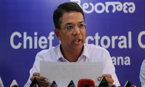 సోషల్ మీడియాలో కూడా ప్రచారం చేయకూడదట..!