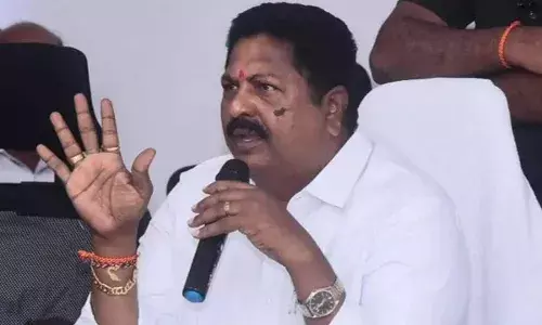 ధాన్యం కొనుగోలు చేస్తాం : మంత్రి కారుమూరి