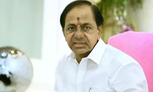 Former Cm Kcr, Hospital, Leg Slipped, Telangana