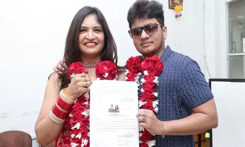 Indore, woman, changes gender, married, friend,