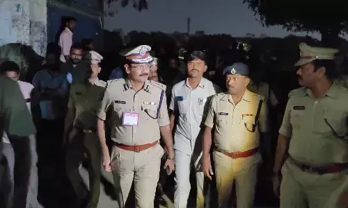 hyderabad, police commissioner,  dharna chowk,