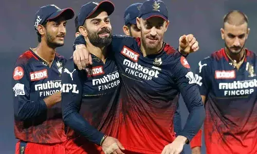 రేపే ఐపీఎల్ వేలం.. ఆ ఇద్దరిని ఆర్సీబీ దక్కించుకుంటే.. ఈసారి ట్రోఫీ ఖాయం.!