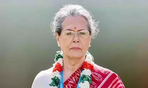 తెలంగాణలో సోనియా గాంధీ పోటీ.. పీఏసీలో ఏకగ్రీవ తీర్మానం