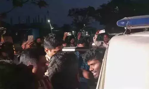 బిగ్బాస్-7 విజేత పల్లవి ప్రశాంత్ అరెస్ట్