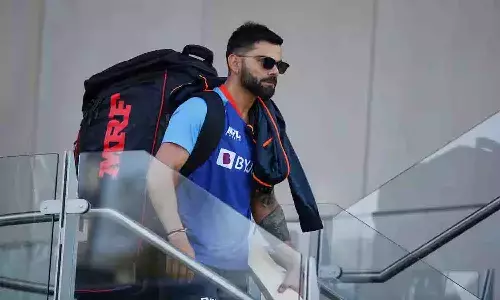 ఏమైంది..? దక్షిణాఫ్రికా నుంచి స్వదేశానికి వచ్చేసిన విరాట్ కోహ్లీ..!