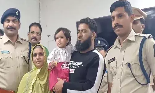bahadurpura, child, kidnap case, two arrested,
