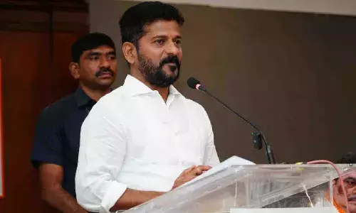 కేటీఆర్ లక్ష సాయంపై సీఎం రేవంత్ రెడ్డి కౌంటర్..!