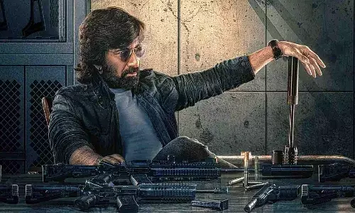 లాజిక్ తో కొడుతున్న రవితేజ ఈగిల్ నిర్మాతలు