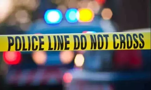 ఓవర్ టేక్ విషయంలో గొడవ.. చివరికి...!!